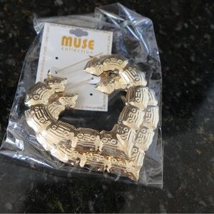 Muse Collection Gold color bamboo earrings
